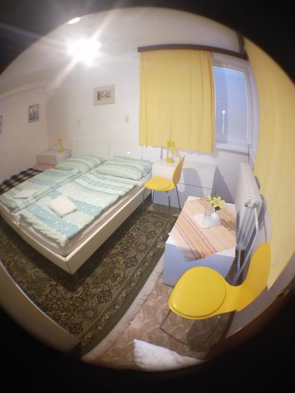 Ubytovanie 184, Bed And Braekfast 184 Стара-Лесна Экстерьер фото
