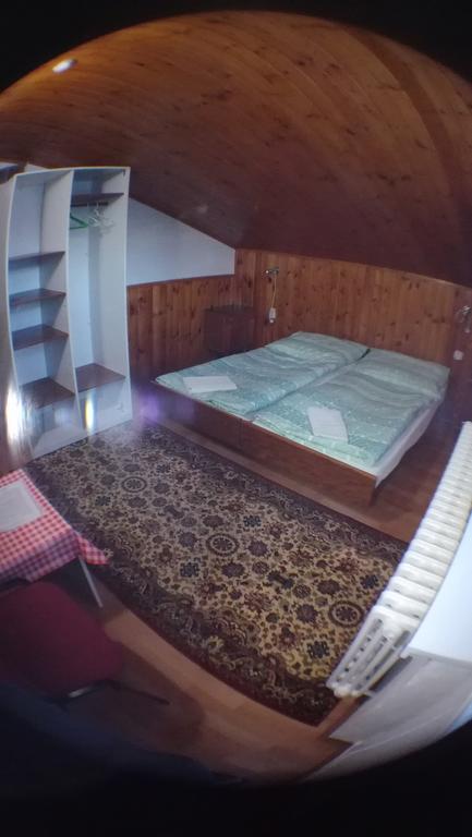 Ubytovanie 184, Bed And Braekfast 184 Стара-Лесна Экстерьер фото