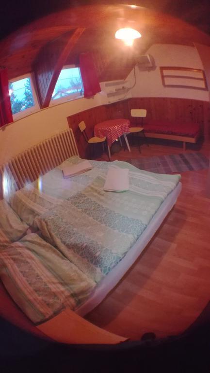 Ubytovanie 184, Bed And Braekfast 184 Стара-Лесна Экстерьер фото
